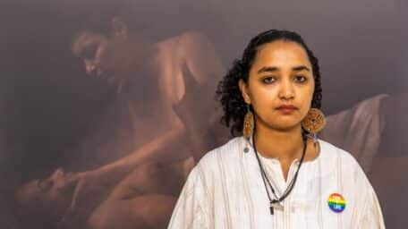 Portrait of Sabren director Eythar Gubar — filmmaker behind the documentary on Sudan’s 2021 protest movements following the military coup.